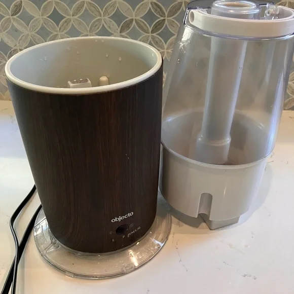 Objecto W7 Ultrasonic Aromatherapy Humidifier/Diffuser Dark Grain HW-36DK - Picture 12 of 13